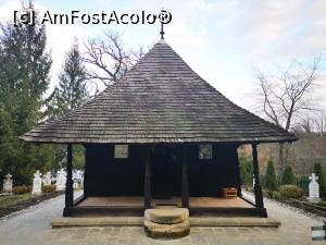 [P86] M&acirc;năstirea Dintr-un Lemn; biserica de lemn » foto by crismis
 - 
<span class="allrVoted glyphicon glyphicon-heart hidden" id="av1277871"></span>
<a class="m-l-10 hidden" id="sv1277871" onclick="voting_Foto_DelVot(,1277871,3601)" role="button">șterge vot <span class="glyphicon glyphicon-remove"></span></a>
<a id="v91277871" class=" c-red"  onclick="voting_Foto_SetVot(1277871)" role="button"><span class="glyphicon glyphicon-heart-empty"></span> <b>LIKE</b> = Votează poza</a> <img class="hidden"  id="f1277871W9" src="/imagini/loader.gif" border="0" /><span class="AjErrMes hidden" id="e1277871ErM"></span>