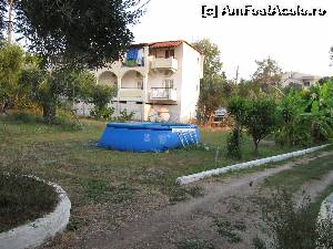 [P12] Apart-hotel Firefly- piscina curata, asezata langa bananieri » foto by luciaoradea
 - 
<span class="allrVoted glyphicon glyphicon-heart hidden" id="av537491"></span>
<a class="m-l-10 hidden" id="sv537491" onclick="voting_Foto_DelVot(,537491,3604)" role="button">șterge vot <span class="glyphicon glyphicon-remove"></span></a>
<a id="v9537491" class=" c-red"  onclick="voting_Foto_SetVot(537491)" role="button"><span class="glyphicon glyphicon-heart-empty"></span> <b>LIKE</b> = Votează poza</a> <img class="hidden"  id="f537491W9" src="/imagini/loader.gif" border="0" /><span class="AjErrMes hidden" id="e537491ErM"></span>