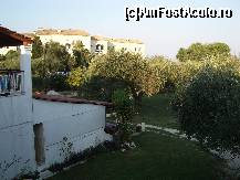[P18] Vedere de pe terasa camerei, Apart-Hotel Fire Fly, Moraitika, Corfu » foto by ancamariagadea*
 - 
<span class="allrVoted glyphicon glyphicon-heart hidden" id="av161970"></span>
<a class="m-l-10 hidden" id="sv161970" onclick="voting_Foto_DelVot(,161970,3604)" role="button">șterge vot <span class="glyphicon glyphicon-remove"></span></a>
<a id="v9161970" class=" c-red"  onclick="voting_Foto_SetVot(161970)" role="button"><span class="glyphicon glyphicon-heart-empty"></span> <b>LIKE</b> = Votează poza</a> <img class="hidden"  id="f161970W9" src="/imagini/loader.gif" border="0" /><span class="AjErrMes hidden" id="e161970ErM"></span>