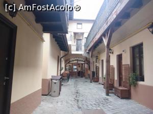 [P16] Drachenhaus, Brașov, Nicolae Bălcescu 12 » foto by Mioritik
 - 
<span class="allrVoted glyphicon glyphicon-heart hidden" id="av1272602"></span>
<a class="m-l-10 hidden" id="sv1272602" onclick="voting_Foto_DelVot(,1272602,3615)" role="button">șterge vot <span class="glyphicon glyphicon-remove"></span></a>
<a id="v91272602" class=" c-red"  onclick="voting_Foto_SetVot(1272602)" role="button"><span class="glyphicon glyphicon-heart-empty"></span> <b>LIKE</b> = Votează poza</a> <img class="hidden"  id="f1272602W9" src="/imagini/loader.gif" border="0" /><span class="AjErrMes hidden" id="e1272602ErM"></span>