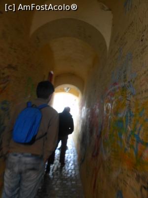 [P18] Brașov - Pe Strada Sforii, cea mai îngustă stradă din oraș. » foto by iulianic
 - 
<span class="allrVoted glyphicon glyphicon-heart hidden" id="av1341184"></span>
<a class="m-l-10 hidden" id="sv1341184" onclick="voting_Foto_DelVot(,1341184,3615)" role="button">șterge vot <span class="glyphicon glyphicon-remove"></span></a>
<a id="v91341184" class=" c-red"  onclick="voting_Foto_SetVot(1341184)" role="button"><span class="glyphicon glyphicon-heart-empty"></span> <b>LIKE</b> = Votează poza</a> <img class="hidden"  id="f1341184W9" src="/imagini/loader.gif" border="0" /><span class="AjErrMes hidden" id="e1341184ErM"></span>