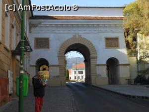[P22] Brașov - Poarta Șchei. » foto by iulianic
 - 
<span class="allrVoted glyphicon glyphicon-heart hidden" id="av1341188"></span>
<a class="m-l-10 hidden" id="sv1341188" onclick="voting_Foto_DelVot(,1341188,3615)" role="button">șterge vot <span class="glyphicon glyphicon-remove"></span></a>
<a id="v91341188" class=" c-red"  onclick="voting_Foto_SetVot(1341188)" role="button"><span class="glyphicon glyphicon-heart-empty"></span> <b>LIKE</b> = Votează poza</a> <img class="hidden"  id="f1341188W9" src="/imagini/loader.gif" border="0" /><span class="AjErrMes hidden" id="e1341188ErM"></span>