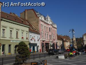 [P31] Brașov - Din Piața Sfatului, vedere spre Casa Mureșenilor. » foto by iulianic
 - 
<span class="allrVoted glyphicon glyphicon-heart hidden" id="av1341197"></span>
<a class="m-l-10 hidden" id="sv1341197" onclick="voting_Foto_DelVot(,1341197,3615)" role="button">șterge vot <span class="glyphicon glyphicon-remove"></span></a>
<a id="v91341197" class=" c-red"  onclick="voting_Foto_SetVot(1341197)" role="button"><span class="glyphicon glyphicon-heart-empty"></span> <b>LIKE</b> = Votează poza</a> <img class="hidden"  id="f1341197W9" src="/imagini/loader.gif" border="0" /><span class="AjErrMes hidden" id="e1341197ErM"></span>