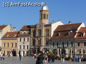 [P35] Brașov - În Piața Sfatului. » foto by iulianic
 - 
<span class="allrVoted glyphicon glyphicon-heart hidden" id="av1341201"></span>
<a class="m-l-10 hidden" id="sv1341201" onclick="voting_Foto_DelVot(,1341201,3615)" role="button">șterge vot <span class="glyphicon glyphicon-remove"></span></a>
<a id="v91341201" class=" c-red"  onclick="voting_Foto_SetVot(1341201)" role="button"><span class="glyphicon glyphicon-heart-empty"></span> <b>LIKE</b> = Votează poza</a> <img class="hidden"  id="f1341201W9" src="/imagini/loader.gif" border="0" /><span class="AjErrMes hidden" id="e1341201ErM"></span>