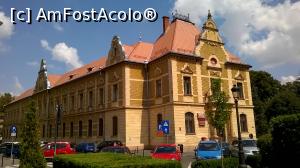 [P10] Palatul Poștelor, actualmente Poșta Română.  » foto by maryka
 - 
<span class="allrVoted glyphicon glyphicon-heart hidden" id="av773613"></span>
<a class="m-l-10 hidden" id="sv773613" onclick="voting_Foto_DelVot(,773613,3615)" role="button">șterge vot <span class="glyphicon glyphicon-remove"></span></a>
<a id="v9773613" class=" c-red"  onclick="voting_Foto_SetVot(773613)" role="button"><span class="glyphicon glyphicon-heart-empty"></span> <b>LIKE</b> = Votează poza</a> <img class="hidden"  id="f773613W9" src="/imagini/loader.gif" border="0" /><span class="AjErrMes hidden" id="e773613ErM"></span>