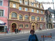 [P32] Cladire in Piata Sfatului » foto by mcosmin
 - 
<span class="allrVoted glyphicon glyphicon-heart hidden" id="av34595"></span>
<a class="m-l-10 hidden" id="sv34595" onclick="voting_Foto_DelVot(,34595,3615)" role="button">șterge vot <span class="glyphicon glyphicon-remove"></span></a>
<a id="v934595" class=" c-red"  onclick="voting_Foto_SetVot(34595)" role="button"><span class="glyphicon glyphicon-heart-empty"></span> <b>LIKE</b> = Votează poza</a> <img class="hidden"  id="f34595W9" src="/imagini/loader.gif" border="0" /><span class="AjErrMes hidden" id="e34595ErM"></span>