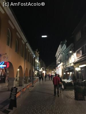 [P19] Spre Hotel Gott » foto by Yersinia Pestis
 - 
<span class="allrVoted glyphicon glyphicon-heart hidden" id="av894427"></span>
<a class="m-l-10 hidden" id="sv894427" onclick="voting_Foto_DelVot(,894427,3615)" role="button">șterge vot <span class="glyphicon glyphicon-remove"></span></a>
<a id="v9894427" class=" c-red"  onclick="voting_Foto_SetVot(894427)" role="button"><span class="glyphicon glyphicon-heart-empty"></span> <b>LIKE</b> = Votează poza</a> <img class="hidden"  id="f894427W9" src="/imagini/loader.gif" border="0" /><span class="AjErrMes hidden" id="e894427ErM"></span>