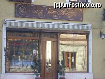 [P35] Cea mai cunoscuta cofetarie din Brasov, vizavi de  Biserica Neagra » foto by krondia*
 - 
<span class="allrVoted glyphicon glyphicon-heart hidden" id="av300299"></span>
<a class="m-l-10 hidden" id="sv300299" onclick="voting_Foto_DelVot(,300299,3615)" role="button">șterge vot <span class="glyphicon glyphicon-remove"></span></a>
<a id="v9300299" class=" c-red"  onclick="voting_Foto_SetVot(300299)" role="button"><span class="glyphicon glyphicon-heart-empty"></span> <b>LIKE</b> = Votează poza</a> <img class="hidden"  id="f300299W9" src="/imagini/loader.gif" border="0" /><span class="AjErrMes hidden" id="e300299ErM"></span>