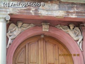 [P30] Detalii la rectorat.  » foto by elviramvio
 - 
<span class="allrVoted glyphicon glyphicon-heart hidden" id="av774396"></span>
<a class="m-l-10 hidden" id="sv774396" onclick="voting_Foto_DelVot(,774396,3615)" role="button">șterge vot <span class="glyphicon glyphicon-remove"></span></a>
<a id="v9774396" class=" c-red"  onclick="voting_Foto_SetVot(774396)" role="button"><span class="glyphicon glyphicon-heart-empty"></span> <b>LIKE</b> = Votează poza</a> <img class="hidden"  id="f774396W9" src="/imagini/loader.gif" border="0" /><span class="AjErrMes hidden" id="e774396ErM"></span>