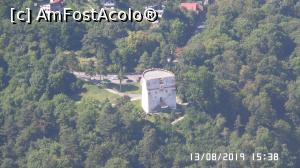 [P12] Brașov. Turnul Alb văzut cu zoom de pe Tâmpa » foto by ungureanica
 - 
<span class="allrVoted glyphicon glyphicon-heart hidden" id="av1129474"></span>
<a class="m-l-10 hidden" id="sv1129474" onclick="voting_Foto_DelVot(,1129474,3615)" role="button">șterge vot <span class="glyphicon glyphicon-remove"></span></a>
<a id="v91129474" class=" c-red"  onclick="voting_Foto_SetVot(1129474)" role="button"><span class="glyphicon glyphicon-heart-empty"></span> <b>LIKE</b> = Votează poza</a> <img class="hidden"  id="f1129474W9" src="/imagini/loader.gif" border="0" /><span class="AjErrMes hidden" id="e1129474ErM"></span>