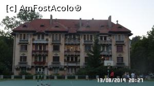 [P24] Brașov. Blocul din Parcul G. Dima » foto by ungureanica
 - 
<span class="allrVoted glyphicon glyphicon-heart hidden" id="av1129486"></span>
<a class="m-l-10 hidden" id="sv1129486" onclick="voting_Foto_DelVot(,1129486,3615)" role="button">șterge vot <span class="glyphicon glyphicon-remove"></span></a>
<a id="v91129486" class=" c-red"  onclick="voting_Foto_SetVot(1129486)" role="button"><span class="glyphicon glyphicon-heart-empty"></span> <b>LIKE</b> = Votează poza</a> <img class="hidden"  id="f1129486W9" src="/imagini/loader.gif" border="0" /><span class="AjErrMes hidden" id="e1129486ErM"></span>