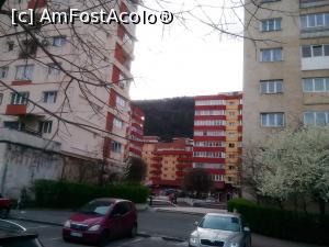[P15] Cartierul ursilor, e-un cartier frumos cu multe blocuri renovate » foto by dorgo
 - 
<span class="allrVoted glyphicon glyphicon-heart hidden" id="av734312"></span>
<a class="m-l-10 hidden" id="sv734312" onclick="voting_Foto_DelVot(,734312,3615)" role="button">șterge vot <span class="glyphicon glyphicon-remove"></span></a>
<a id="v9734312" class=" c-red"  onclick="voting_Foto_SetVot(734312)" role="button"><span class="glyphicon glyphicon-heart-empty"></span> <b>LIKE</b> = Votează poza</a> <img class="hidden"  id="f734312W9" src="/imagini/loader.gif" border="0" /><span class="AjErrMes hidden" id="e734312ErM"></span>