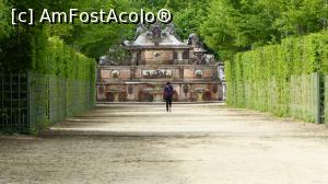 [P07] La Cascade sau le Buffet d'Eau de pe domeniul Marelui Trianon, decoarată cu marmură » foto by iuliaen
 - 
<span class="allrVoted glyphicon glyphicon-heart hidden" id="av838619"></span>
<a class="m-l-10 hidden" id="sv838619" onclick="voting_Foto_DelVot(,838619,3618)" role="button">șterge vot <span class="glyphicon glyphicon-remove"></span></a>
<a id="v9838619" class=" c-red"  onclick="voting_Foto_SetVot(838619)" role="button"><span class="glyphicon glyphicon-heart-empty"></span> <b>LIKE</b> = Votează poza</a> <img class="hidden"  id="f838619W9" src="/imagini/loader.gif" border="0" /><span class="AjErrMes hidden" id="e838619ErM"></span>