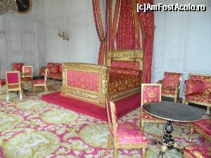 [P16] dormitor regal din Petit Trianon » foto by roxiroxana
 - 
<span class="allrVoted glyphicon glyphicon-heart hidden" id="av558151"></span>
<a class="m-l-10 hidden" id="sv558151" onclick="voting_Foto_DelVot(,558151,3618)" role="button">șterge vot <span class="glyphicon glyphicon-remove"></span></a>
<a id="v9558151" class=" c-red"  onclick="voting_Foto_SetVot(558151)" role="button"><span class="glyphicon glyphicon-heart-empty"></span> <b>LIKE</b> = Votează poza</a> <img class="hidden"  id="f558151W9" src="/imagini/loader.gif" border="0" /><span class="AjErrMes hidden" id="e558151ErM"></span>