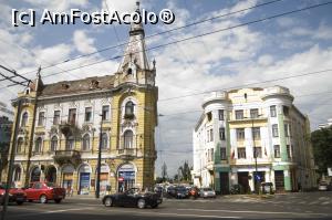 [P04] palatul Berde in stanga, fostul hotel Astoria, acum centrul Camerei de Comert in dreapta » foto by Maya_C
 - 
<span class="allrVoted glyphicon glyphicon-heart hidden" id="av753582"></span>
<a class="m-l-10 hidden" id="sv753582" onclick="voting_Foto_DelVot(,753582,3623)" role="button">șterge vot <span class="glyphicon glyphicon-remove"></span></a>
<a id="v9753582" class=" c-red"  onclick="voting_Foto_SetVot(753582)" role="button"><span class="glyphicon glyphicon-heart-empty"></span> <b>LIKE</b> = Votează poza</a> <img class="hidden"  id="f753582W9" src="/imagini/loader.gif" border="0" /><span class="AjErrMes hidden" id="e753582ErM"></span>