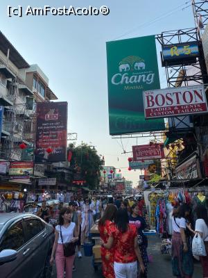 [P06] strada Khao San » foto by ailynuka
 - 
<span class="allrVoted glyphicon glyphicon-heart hidden" id="av1161341"></span>
<a class="m-l-10 hidden" id="sv1161341" onclick="voting_Foto_DelVot(,1161341,3625)" role="button">șterge vot <span class="glyphicon glyphicon-remove"></span></a>
<a id="v91161341" class=" c-red"  onclick="voting_Foto_SetVot(1161341)" role="button"><span class="glyphicon glyphicon-heart-empty"></span> <b>LIKE</b> = Votează poza</a> <img class="hidden"  id="f1161341W9" src="/imagini/loader.gif" border="0" /><span class="AjErrMes hidden" id="e1161341ErM"></span>