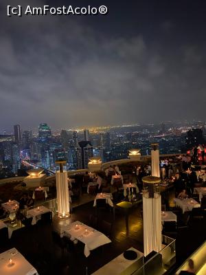 [P09] restaurantul de la hotel Lebua » foto by ailynuka
 - 
<span class="allrVoted glyphicon glyphicon-heart hidden" id="av1161344"></span>
<a class="m-l-10 hidden" id="sv1161344" onclick="voting_Foto_DelVot(,1161344,3625)" role="button">șterge vot <span class="glyphicon glyphicon-remove"></span></a>
<a id="v91161344" class=" c-red"  onclick="voting_Foto_SetVot(1161344)" role="button"><span class="glyphicon glyphicon-heart-empty"></span> <b>LIKE</b> = Votează poza</a> <img class="hidden"  id="f1161344W9" src="/imagini/loader.gif" border="0" /><span class="AjErrMes hidden" id="e1161344ErM"></span>