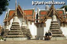 [P13] La templul Wat Pho, Bangkok » foto by badge®
 - 
<span class="allrVoted glyphicon glyphicon-heart hidden" id="av171210"></span>
<a class="m-l-10 hidden" id="sv171210" onclick="voting_Foto_DelVot(,171210,3625)" role="button">șterge vot <span class="glyphicon glyphicon-remove"></span></a>
<a id="v9171210" class=" c-red"  onclick="voting_Foto_SetVot(171210)" role="button"><span class="glyphicon glyphicon-heart-empty"></span> <b>LIKE</b> = Votează poza</a> <img class="hidden"  id="f171210W9" src="/imagini/loader.gif" border="0" /><span class="AjErrMes hidden" id="e171210ErM"></span>