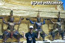 [P09] The Great Palace, Bangkok » foto by badge®
 - 
<span class="allrVoted glyphicon glyphicon-heart hidden" id="av171204"></span>
<a class="m-l-10 hidden" id="sv171204" onclick="voting_Foto_DelVot(,171204,3625)" role="button">șterge vot <span class="glyphicon glyphicon-remove"></span></a>
<a id="v9171204" class=" c-red"  onclick="voting_Foto_SetVot(171204)" role="button"><span class="glyphicon glyphicon-heart-empty"></span> <b>LIKE</b> = Votează poza</a> <img class="hidden"  id="f171204W9" src="/imagini/loader.gif" border="0" /><span class="AjErrMes hidden" id="e171204ErM"></span>