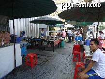 [P09] 'restaurant' in strada » foto by station5*
 - 
<span class="allrVoted glyphicon glyphicon-heart hidden" id="av254471"></span>
<a class="m-l-10 hidden" id="sv254471" onclick="voting_Foto_DelVot(,254471,3625)" role="button">șterge vot <span class="glyphicon glyphicon-remove"></span></a>
<a id="v9254471" class=" c-red"  onclick="voting_Foto_SetVot(254471)" role="button"><span class="glyphicon glyphicon-heart-empty"></span> <b>LIKE</b> = Votează poza</a> <img class="hidden"  id="f254471W9" src="/imagini/loader.gif" border="0" /><span class="AjErrMes hidden" id="e254471ErM"></span>