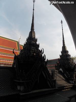 [P20] Loha Prasat - vedere spre turlele de pe acoperis » foto by mprofeanu
 - 
<span class="allrVoted glyphicon glyphicon-heart hidden" id="av622118"></span>
<a class="m-l-10 hidden" id="sv622118" onclick="voting_Foto_DelVot(,622118,3625)" role="button">șterge vot <span class="glyphicon glyphicon-remove"></span></a>
<a id="v9622118" class=" c-red"  onclick="voting_Foto_SetVot(622118)" role="button"><span class="glyphicon glyphicon-heart-empty"></span> <b>LIKE</b> = Votează poza</a> <img class="hidden"  id="f622118W9" src="/imagini/loader.gif" border="0" /><span class="AjErrMes hidden" id="e622118ErM"></span>