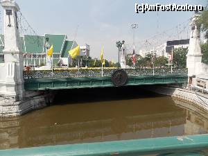 [P16] Bangkok, pod peste canale, detaliu, se vede apa foarte tulbure » foto by mprofeanu
 - 
<span class="allrVoted glyphicon glyphicon-heart hidden" id="av625841"></span>
<a class="m-l-10 hidden" id="sv625841" onclick="voting_Foto_DelVot(,625841,3625)" role="button">șterge vot <span class="glyphicon glyphicon-remove"></span></a>
<a id="v9625841" class=" c-red"  onclick="voting_Foto_SetVot(625841)" role="button"><span class="glyphicon glyphicon-heart-empty"></span> <b>LIKE</b> = Votează poza</a> <img class="hidden"  id="f625841W9" src="/imagini/loader.gif" border="0" /><span class="AjErrMes hidden" id="e625841ErM"></span>