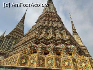 [P65] Wat Pho; detaliu » foto by crismis
 - 
<span class="allrVoted glyphicon glyphicon-heart hidden" id="av1362850"></span>
<a class="m-l-10 hidden" id="sv1362850" onclick="voting_Foto_DelVot(,1362850,3625)" role="button">șterge vot <span class="glyphicon glyphicon-remove"></span></a>
<a id="v91362850" class=" c-red"  onclick="voting_Foto_SetVot(1362850)" role="button"><span class="glyphicon glyphicon-heart-empty"></span> <b>LIKE</b> = Votează poza</a> <img class="hidden"  id="f1362850W9" src="/imagini/loader.gif" border="0" /><span class="AjErrMes hidden" id="e1362850ErM"></span>