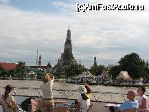 [P03] Wat Arun, Templu Zorilor » foto by lizuk
 - 
<span class="allrVoted glyphicon glyphicon-heart hidden" id="av24858"></span>
<a class="m-l-10 hidden" id="sv24858" onclick="voting_Foto_DelVot(,24858,3625)" role="button">șterge vot <span class="glyphicon glyphicon-remove"></span></a>
<a id="v924858" class=" c-red"  onclick="voting_Foto_SetVot(24858)" role="button"><span class="glyphicon glyphicon-heart-empty"></span> <b>LIKE</b> = Votează poza</a> <img class="hidden"  id="f24858W9" src="/imagini/loader.gif" border="0" /><span class="AjErrMes hidden" id="e24858ErM"></span>