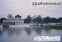 [P01] Bangkok-palatul de vara » foto by Michi
 - 
<span class="allrVoted glyphicon glyphicon-heart hidden" id="av112782"></span>
<a class="m-l-10 hidden" id="sv112782" onclick="voting_Foto_DelVot(,112782,3625)" role="button">șterge vot <span class="glyphicon glyphicon-remove"></span></a>
<a id="v9112782" class=" c-red"  onclick="voting_Foto_SetVot(112782)" role="button"><span class="glyphicon glyphicon-heart-empty"></span> <b>LIKE</b> = Votează poza</a> <img class="hidden"  id="f112782W9" src="/imagini/loader.gif" border="0" /><span class="AjErrMes hidden" id="e112782ErM"></span>