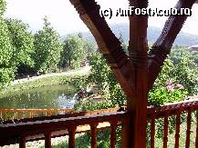 [P07] Imagine din balcon: in partea stanga este locul destinat pescuitului. Turistii isi pot pescui singuri pastravul:). » foto by mirelab
 - 
<span class="allrVoted glyphicon glyphicon-heart hidden" id="av22985"></span>
<a class="m-l-10 hidden" id="sv22985" onclick="voting_Foto_DelVot(,22985,3626)" role="button">șterge vot <span class="glyphicon glyphicon-remove"></span></a>
<a id="v922985" class=" c-red"  onclick="voting_Foto_SetVot(22985)" role="button"><span class="glyphicon glyphicon-heart-empty"></span> <b>LIKE</b> = Votează poza</a> <img class="hidden"  id="f22985W9" src="/imagini/loader.gif" border="0" /><span class="AjErrMes hidden" id="e22985ErM"></span>