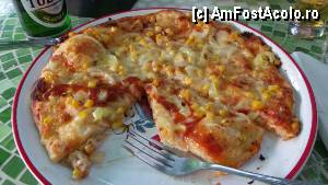 [P52] Băile Herculane - restaurantul - pizzerie grecească 'Dimitrios'; o pizza din care abia dacă am putut mânca jumate. Am făcut eroarea să comandăm fiecare câte una...  » foto by Dragoș_MD
 - 
<span class="allrVoted glyphicon glyphicon-heart hidden" id="av387071"></span>
<a class="m-l-10 hidden" id="sv387071" onclick="voting_Foto_DelVot(,387071,3645)" role="button">șterge vot <span class="glyphicon glyphicon-remove"></span></a>
<a id="v9387071" class=" c-red"  onclick="voting_Foto_SetVot(387071)" role="button"><span class="glyphicon glyphicon-heart-empty"></span> <b>LIKE</b> = Votează poza</a> <img class="hidden"  id="f387071W9" src="/imagini/loader.gif" border="0" /><span class="AjErrMes hidden" id="e387071ErM"></span>