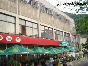 [P38] Baile Herculane - pizzeria greceasca » foto by sunflower
 - 
<span class="allrVoted glyphicon glyphicon-heart hidden" id="av367522"></span>
<a class="m-l-10 hidden" id="sv367522" onclick="voting_Foto_DelVot(,367522,3645)" role="button">șterge vot <span class="glyphicon glyphicon-remove"></span></a>
<a id="v9367522" class=" c-red"  onclick="voting_Foto_SetVot(367522)" role="button"><span class="glyphicon glyphicon-heart-empty"></span> <b>LIKE</b> = Votează poza</a> <img class="hidden"  id="f367522W9" src="/imagini/loader.gif" border="0" /><span class="AjErrMes hidden" id="e367522ErM"></span>