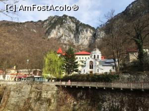 [P11] Biserica Schimbarea la Față » foto by AZE
 - 
<span class="allrVoted glyphicon glyphicon-heart hidden" id="av1067237"></span>
<a class="m-l-10 hidden" id="sv1067237" onclick="voting_Foto_DelVot(,1067237,3645)" role="button">șterge vot <span class="glyphicon glyphicon-remove"></span></a>
<a id="v91067237" class=" c-red"  onclick="voting_Foto_SetVot(1067237)" role="button"><span class="glyphicon glyphicon-heart-empty"></span> <b>LIKE</b> = Votează poza</a> <img class="hidden"  id="f1067237W9" src="/imagini/loader.gif" border="0" /><span class="AjErrMes hidden" id="e1067237ErM"></span>