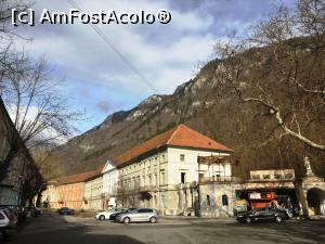 [P19] Piața Hercule » foto by AZE
 - 
<span class="allrVoted glyphicon glyphicon-heart hidden" id="av1067245"></span>
<a class="m-l-10 hidden" id="sv1067245" onclick="voting_Foto_DelVot(,1067245,3645)" role="button">șterge vot <span class="glyphicon glyphicon-remove"></span></a>
<a id="v91067245" class=" c-red"  onclick="voting_Foto_SetVot(1067245)" role="button"><span class="glyphicon glyphicon-heart-empty"></span> <b>LIKE</b> = Votează poza</a> <img class="hidden"  id="f1067245W9" src="/imagini/loader.gif" border="0" /><span class="AjErrMes hidden" id="e1067245ErM"></span>
