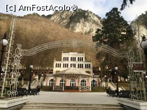 [P40] Parcul Central și cldirea cazinoului de la Herculane » foto by AZE
 - 
<span class="allrVoted glyphicon glyphicon-heart hidden" id="av1067266"></span>
<a class="m-l-10 hidden" id="sv1067266" onclick="voting_Foto_DelVot(,1067266,3645)" role="button">șterge vot <span class="glyphicon glyphicon-remove"></span></a>
<a id="v91067266" class=" c-red"  onclick="voting_Foto_SetVot(1067266)" role="button"><span class="glyphicon glyphicon-heart-empty"></span> <b>LIKE</b> = Votează poza</a> <img class="hidden"  id="f1067266W9" src="/imagini/loader.gif" border="0" /><span class="AjErrMes hidden" id="e1067266ErM"></span>
