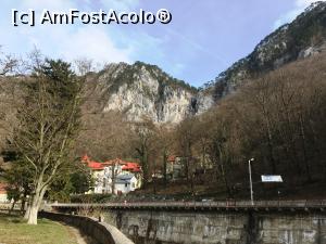 [P09] Băile Herculane » foto by AZE
 - 
<span class="allrVoted glyphicon glyphicon-heart hidden" id="av1067235"></span>
<a class="m-l-10 hidden" id="sv1067235" onclick="voting_Foto_DelVot(,1067235,3645)" role="button">șterge vot <span class="glyphicon glyphicon-remove"></span></a>
<a id="v91067235" class=" c-red"  onclick="voting_Foto_SetVot(1067235)" role="button"><span class="glyphicon glyphicon-heart-empty"></span> <b>LIKE</b> = Votează poza</a> <img class="hidden"  id="f1067235W9" src="/imagini/loader.gif" border="0" /><span class="AjErrMes hidden" id="e1067235ErM"></span>