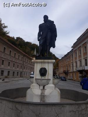 [P08] nici statuia nu arata grozav » foto by nrs †
 - 
<span class="allrVoted glyphicon glyphicon-heart hidden" id="av1262718"></span>
<a class="m-l-10 hidden" id="sv1262718" onclick="voting_Foto_DelVot(,1262718,3645)" role="button">șterge vot <span class="glyphicon glyphicon-remove"></span></a>
<a id="v91262718" class=" c-red"  onclick="voting_Foto_SetVot(1262718)" role="button"><span class="glyphicon glyphicon-heart-empty"></span> <b>LIKE</b> = Votează poza</a> <img class="hidden"  id="f1262718W9" src="/imagini/loader.gif" border="0" /><span class="AjErrMes hidden" id="e1262718ErM"></span>