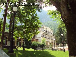 [P01] Frumoasa clădire a cazinoului fotografiată din Parcul Central.  » foto by Carmen Ion
 - 
<span class="allrVoted glyphicon glyphicon-heart hidden" id="av767535"></span>
<a class="m-l-10 hidden" id="sv767535" onclick="voting_Foto_DelVot(,767535,3645)" role="button">șterge vot <span class="glyphicon glyphicon-remove"></span></a>
<a id="v9767535" class=" c-red"  onclick="voting_Foto_SetVot(767535)" role="button"><span class="glyphicon glyphicon-heart-empty"></span> <b>LIKE</b> = Votează poza</a> <img class="hidden"  id="f767535W9" src="/imagini/loader.gif" border="0" /><span class="AjErrMes hidden" id="e767535ErM"></span>