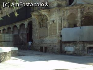 [P11] La hotelul Traian se lucrează la restaurare - Doamne ajută!  » foto by Carmen Ion
 - 
<span class="allrVoted glyphicon glyphicon-heart hidden" id="av767545"></span>
<a class="m-l-10 hidden" id="sv767545" onclick="voting_Foto_DelVot(,767545,3645)" role="button">șterge vot <span class="glyphicon glyphicon-remove"></span></a>
<a id="v9767545" class=" c-red"  onclick="voting_Foto_SetVot(767545)" role="button"><span class="glyphicon glyphicon-heart-empty"></span> <b>LIKE</b> = Votează poza</a> <img class="hidden"  id="f767545W9" src="/imagini/loader.gif" border="0" /><span class="AjErrMes hidden" id="e767545ErM"></span>