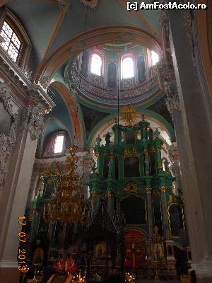 [P55] Vilnius - Biserica Sf. Duh.  » foto by iulianic
 - 
<span class="allrVoted glyphicon glyphicon-heart hidden" id="av592201"></span>
<a class="m-l-10 hidden" id="sv592201" onclick="voting_Foto_DelVot(,592201,3650)" role="button">șterge vot <span class="glyphicon glyphicon-remove"></span></a>
<a id="v9592201" class=" c-red"  onclick="voting_Foto_SetVot(592201)" role="button"><span class="glyphicon glyphicon-heart-empty"></span> <b>LIKE</b> = Votează poza</a> <img class="hidden"  id="f592201W9" src="/imagini/loader.gif" border="0" /><span class="AjErrMes hidden" id="e592201ErM"></span>