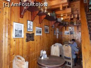 [P12] La restaurant » foto by Cdia
 - 
<span class="allrVoted glyphicon glyphicon-heart hidden" id="av784946"></span>
<a class="m-l-10 hidden" id="sv784946" onclick="voting_Foto_DelVot(,784946,3650)" role="button">șterge vot <span class="glyphicon glyphicon-remove"></span></a>
<a id="v9784946" class=" c-red"  onclick="voting_Foto_SetVot(784946)" role="button"><span class="glyphicon glyphicon-heart-empty"></span> <b>LIKE</b> = Votează poza</a> <img class="hidden"  id="f784946W9" src="/imagini/loader.gif" border="0" /><span class="AjErrMes hidden" id="e784946ErM"></span>
