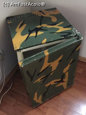 [P13] minifrigiderul militar din camera » foto by Dan&Ema
 - 
<span class="allrVoted glyphicon glyphicon-heart hidden" id="av826797"></span>
<a class="m-l-10 hidden" id="sv826797" onclick="voting_Foto_DelVot(,826797,3673)" role="button">șterge vot <span class="glyphicon glyphicon-remove"></span></a>
<a id="v9826797" class=" c-red"  onclick="voting_Foto_SetVot(826797)" role="button"><span class="glyphicon glyphicon-heart-empty"></span> <b>LIKE</b> = Votează poza</a> <img class="hidden"  id="f826797W9" src="/imagini/loader.gif" border="0" /><span class="AjErrMes hidden" id="e826797ErM"></span>