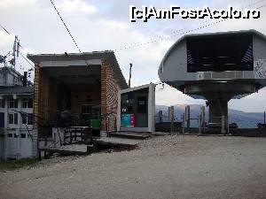 [P16] Aici ajungeți dacă alegeți telecabina sau telegondola spre Cota 1400.  » foto by Floryn81
 - 
<span class="allrVoted glyphicon glyphicon-heart hidden" id="av647521"></span>
<a class="m-l-10 hidden" id="sv647521" onclick="voting_Foto_DelVot(,647521,3677)" role="button">șterge vot <span class="glyphicon glyphicon-remove"></span></a>
<a id="v9647521" class=" c-red"  onclick="voting_Foto_SetVot(647521)" role="button"><span class="glyphicon glyphicon-heart-empty"></span> <b>LIKE</b> = Votează poza</a> <img class="hidden"  id="f647521W9" src="/imagini/loader.gif" border="0" /><span class="AjErrMes hidden" id="e647521ErM"></span>