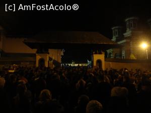 [P24] În noaptea de Înviere, am luat lumină de la Mănăstirea Sinaia. » foto by Floryn81
 - 
<span class="allrVoted glyphicon glyphicon-heart hidden" id="av970367"></span>
<a class="m-l-10 hidden" id="sv970367" onclick="voting_Foto_DelVot(,970367,3677)" role="button">șterge vot <span class="glyphicon glyphicon-remove"></span></a>
<a id="v9970367" class=" c-red"  onclick="voting_Foto_SetVot(970367)" role="button"><span class="glyphicon glyphicon-heart-empty"></span> <b>LIKE</b> = Votează poza</a> <img class="hidden"  id="f970367W9" src="/imagini/loader.gif" border="0" /><span class="AjErrMes hidden" id="e970367ErM"></span>