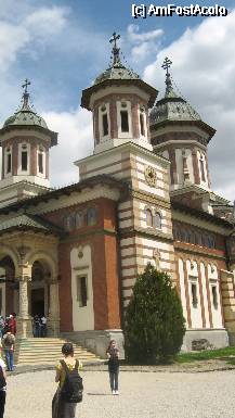[P31] Mânăstirea Sinaia - biserica nouă » foto by Dragoș_MD
 - 
<span class="allrVoted glyphicon glyphicon-heart hidden" id="av72055"></span>
<a class="m-l-10 hidden" id="sv72055" onclick="voting_Foto_DelVot(,72055,3677)" role="button">șterge vot <span class="glyphicon glyphicon-remove"></span></a>
<a id="v972055" class=" c-red"  onclick="voting_Foto_SetVot(72055)" role="button"><span class="glyphicon glyphicon-heart-empty"></span> <b>LIKE</b> = Votează poza</a> <img class="hidden"  id="f72055W9" src="/imagini/loader.gif" border="0" /><span class="AjErrMes hidden" id="e72055ErM"></span>