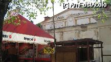 [P44] Şiii... ce nu mi-a plăcut: o clădire veche, lăsată în paragină, ascunsă vederii de o terasă (de 2 lei). Chiar în centru, pe Bd. Carol I » foto by Dragoș_MD
 - 
<span class="allrVoted glyphicon glyphicon-heart hidden" id="av72147"></span>
<a class="m-l-10 hidden" id="sv72147" onclick="voting_Foto_DelVot(,72147,3677)" role="button">șterge vot <span class="glyphicon glyphicon-remove"></span></a>
<a id="v972147" class=" c-red"  onclick="voting_Foto_SetVot(72147)" role="button"><span class="glyphicon glyphicon-heart-empty"></span> <b>LIKE</b> = Votează poza</a> <img class="hidden"  id="f72147W9" src="/imagini/loader.gif" border="0" /><span class="AjErrMes hidden" id="e72147ErM"></span>