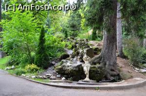 [P10] Parc Ghica din Sinaia » foto by AZE
 - 
<span class="allrVoted glyphicon glyphicon-heart hidden" id="av1001938"></span>
<a class="m-l-10 hidden" id="sv1001938" onclick="voting_Foto_DelVot(,1001938,3677)" role="button">șterge vot <span class="glyphicon glyphicon-remove"></span></a>
<a id="v91001938" class=" c-red"  onclick="voting_Foto_SetVot(1001938)" role="button"><span class="glyphicon glyphicon-heart-empty"></span> <b>LIKE</b> = Votează poza</a> <img class="hidden"  id="f1001938W9" src="/imagini/loader.gif" border="0" /><span class="AjErrMes hidden" id="e1001938ErM"></span>