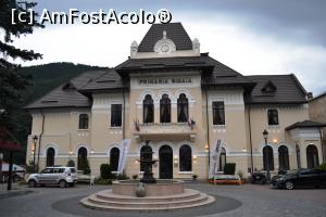 [P22] Primăria Sinaia » foto by AZE
 - 
<span class="allrVoted glyphicon glyphicon-heart hidden" id="av1001954"></span>
<a class="m-l-10 hidden" id="sv1001954" onclick="voting_Foto_DelVot(,1001954,3677)" role="button">șterge vot <span class="glyphicon glyphicon-remove"></span></a>
<a id="v91001954" class=" c-red"  onclick="voting_Foto_SetVot(1001954)" role="button"><span class="glyphicon glyphicon-heart-empty"></span> <b>LIKE</b> = Votează poza</a> <img class="hidden"  id="f1001954W9" src="/imagini/loader.gif" border="0" /><span class="AjErrMes hidden" id="e1001954ErM"></span>
