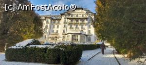 [P27] 27. Reveniți în parc, admirăm Hotelul Palace. » foto by msnd
 - 
<span class="allrVoted glyphicon glyphicon-heart hidden" id="av1271486"></span>
<a class="m-l-10 hidden" id="sv1271486" onclick="voting_Foto_DelVot(,1271486,3677)" role="button">șterge vot <span class="glyphicon glyphicon-remove"></span></a>
<a id="v91271486" class=" c-red"  onclick="voting_Foto_SetVot(1271486)" role="button"><span class="glyphicon glyphicon-heart-empty"></span> <b>LIKE</b> = Votează poza</a> <img class="hidden"  id="f1271486W9" src="/imagini/loader.gif" border="0" /><span class="AjErrMes hidden" id="e1271486ErM"></span>