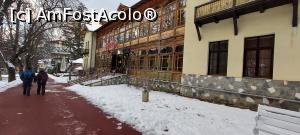 [P33] 33. Hotelul Regal, din 1880, este cel mai vechi din stațiune. » foto by msnd
 - 
<span class="allrVoted glyphicon glyphicon-heart hidden" id="av1271492"></span>
<a class="m-l-10 hidden" id="sv1271492" onclick="voting_Foto_DelVot(,1271492,3677)" role="button">șterge vot <span class="glyphicon glyphicon-remove"></span></a>
<a id="v91271492" class=" c-red"  onclick="voting_Foto_SetVot(1271492)" role="button"><span class="glyphicon glyphicon-heart-empty"></span> <b>LIKE</b> = Votează poza</a> <img class="hidden"  id="f1271492W9" src="/imagini/loader.gif" border="0" /><span class="AjErrMes hidden" id="e1271492ErM"></span>